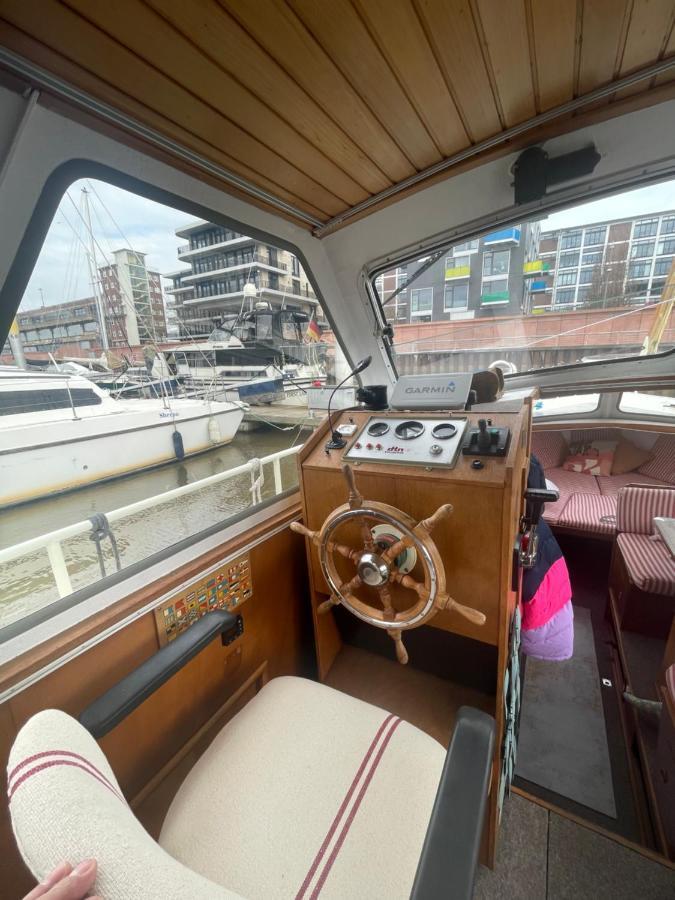Suesses Motorboot - Bremen Ueberseestadt 외부 사진