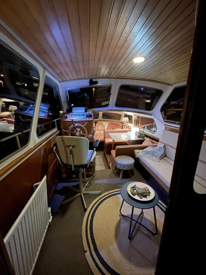 Suesses Motorboot - Bremen Ueberseestadt 외부 사진