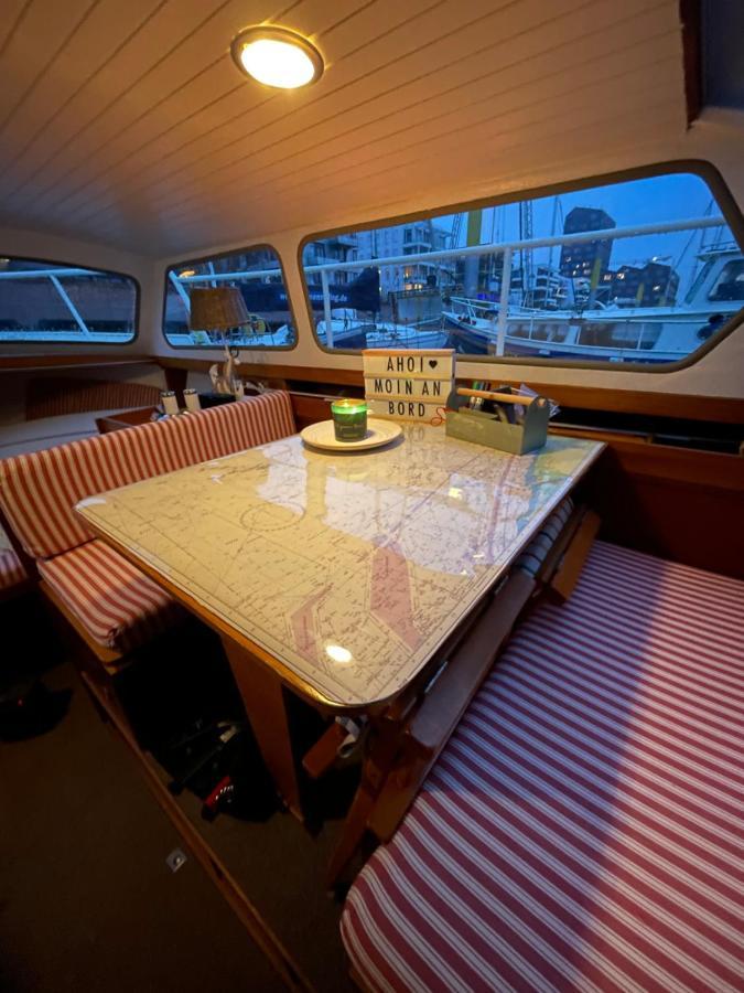 Suesses Motorboot - Bremen Ueberseestadt 외부 사진