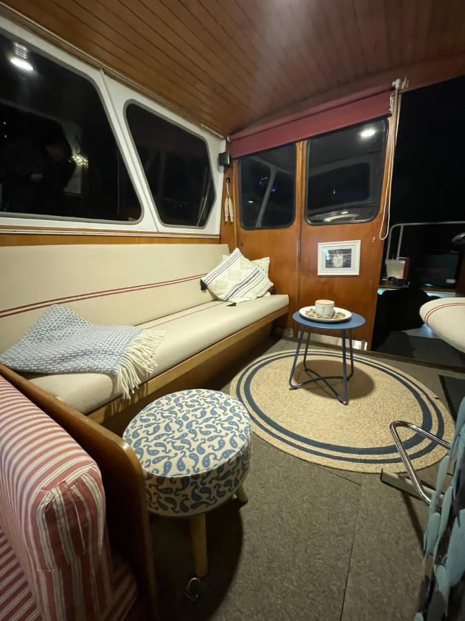 Suesses Motorboot - Bremen Ueberseestadt 외부 사진