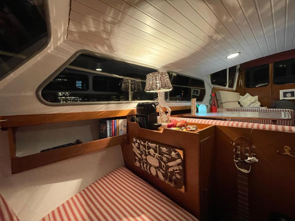 Suesses Motorboot - Bremen Ueberseestadt 외부 사진